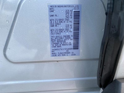 2025 Nissan Pathfinder SL 4WD