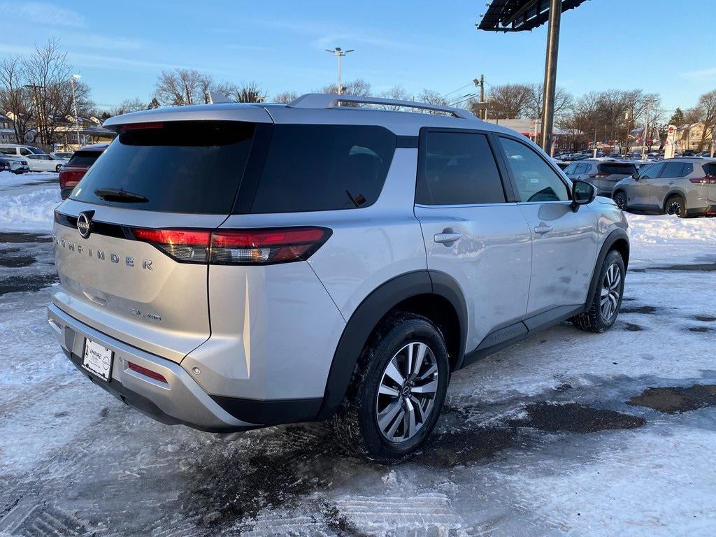 2025 Nissan Pathfinder SL 4WD