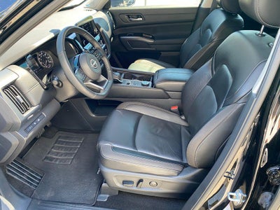 2024 Nissan Pathfinder SL 4WD