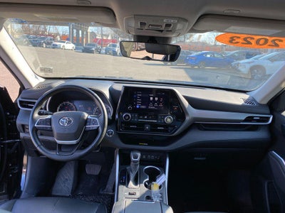 2023 Toyota Highlander XLE