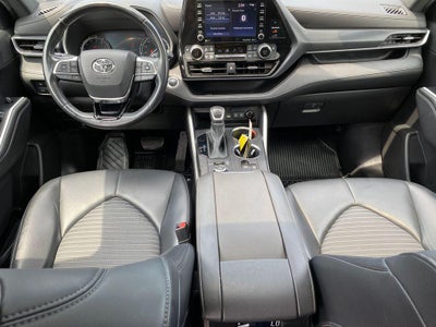 2021 Toyota Highlander XSE
