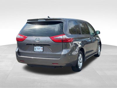 2020 Toyota Sienna L