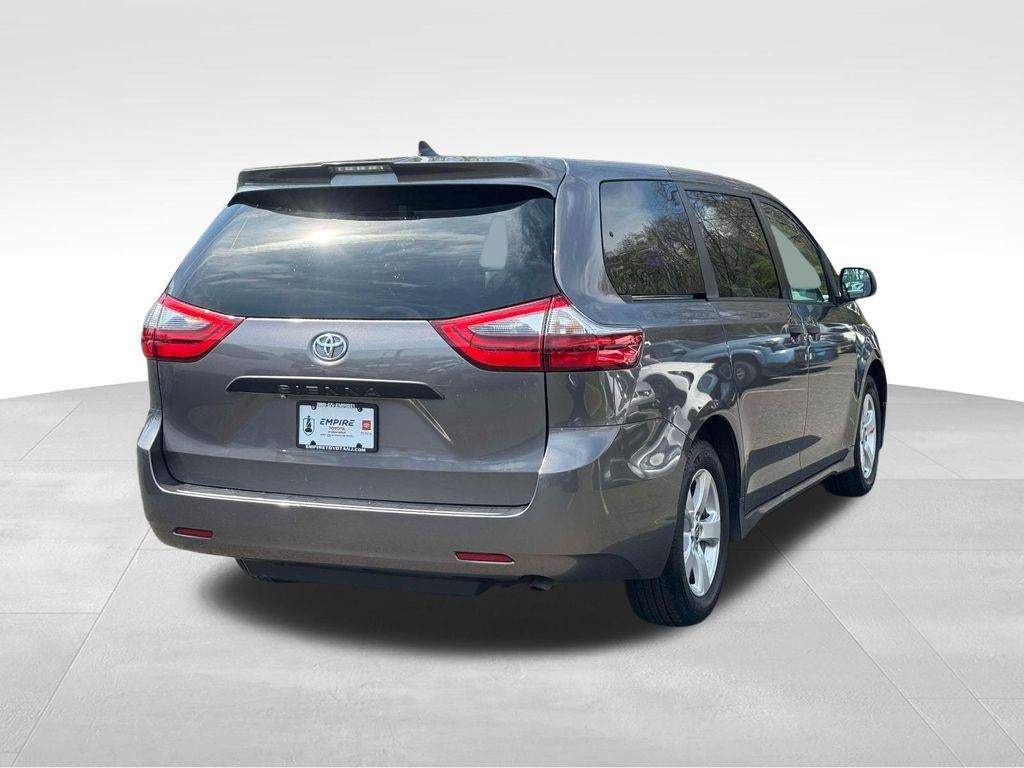2020 Toyota Sienna L