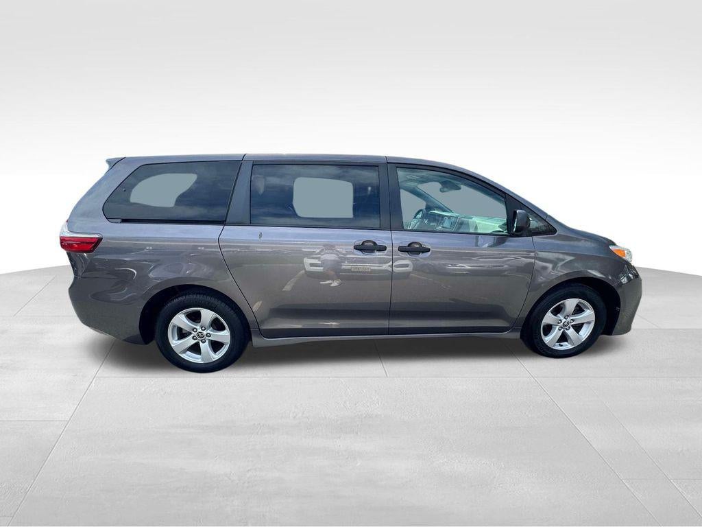 2020 Toyota Sienna L