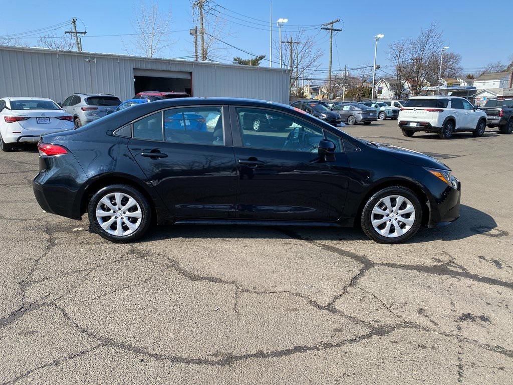 Used 2024 Toyota Corolla LE with VIN 5YFB4MDEXRP083076 for sale in Northfield, Minnesota