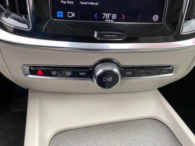 2024 Volvo S60 B5 Plus Dark Theme