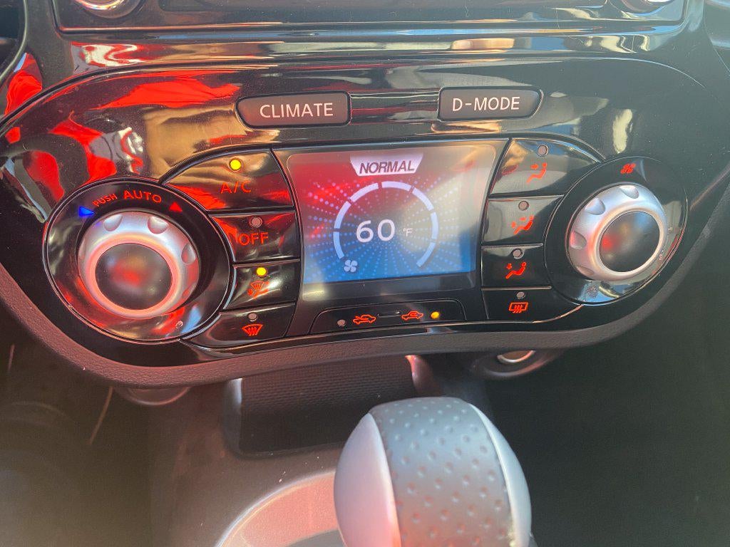 2015 Nissan Juke SV
