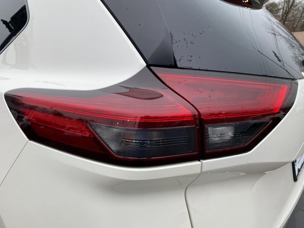 2023 Nissan Rogue SV FWD