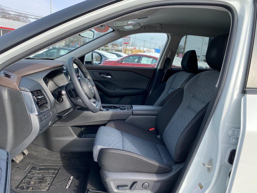 2022 Nissan Rogue SV Intelligent AWD