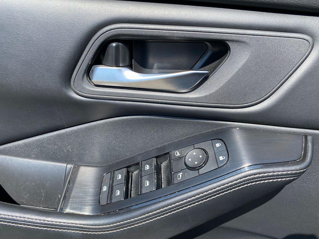 2025 Nissan Rogue SV Intelligent AWD