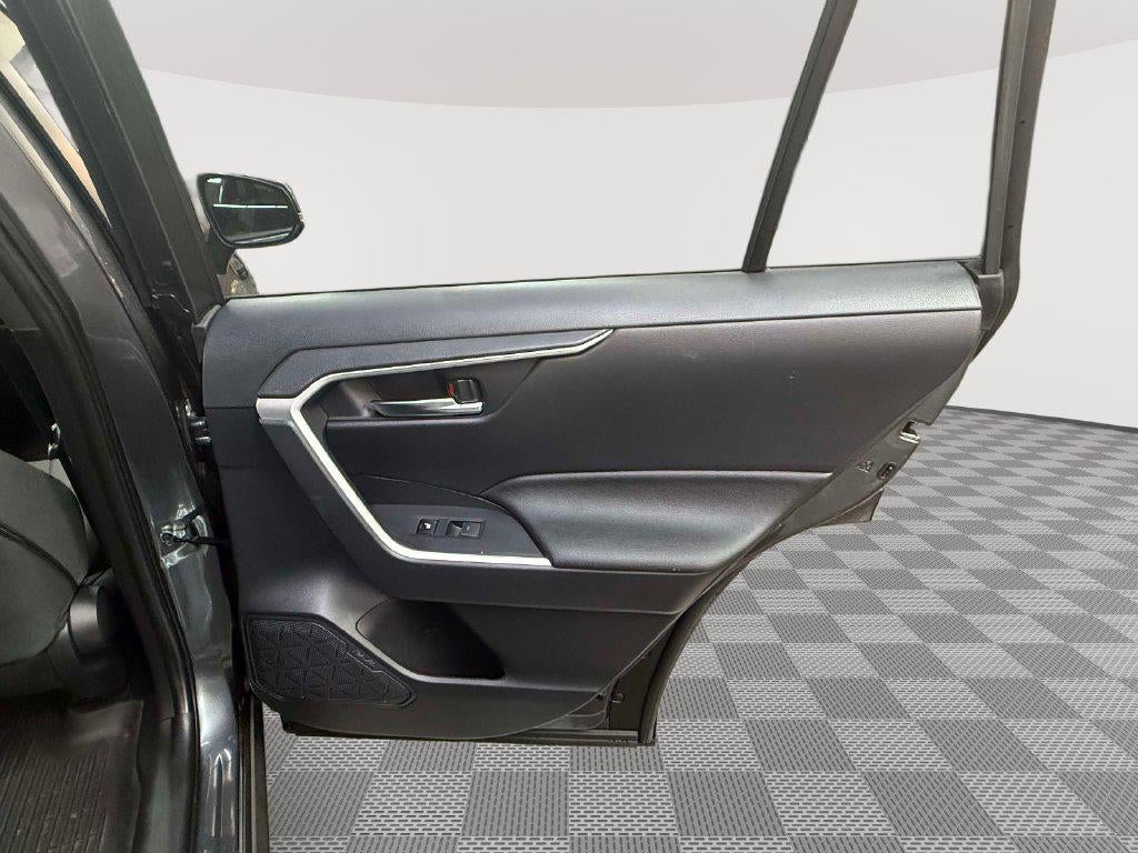 2024 Toyota RAV4 Prime SE