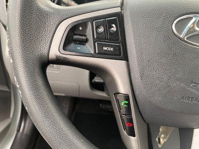 2016 Hyundai Accent SE