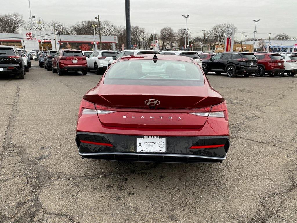 2025 Hyundai Elantra SEL Convenience