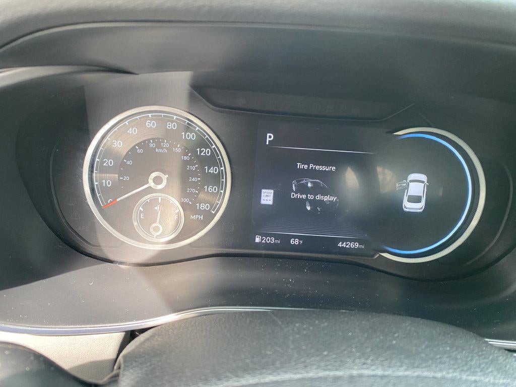 2025 Genesis G70 2.5T AWD