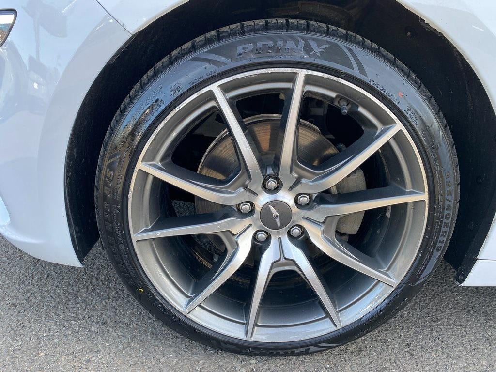 2023 Genesis G70 2.0T RWD