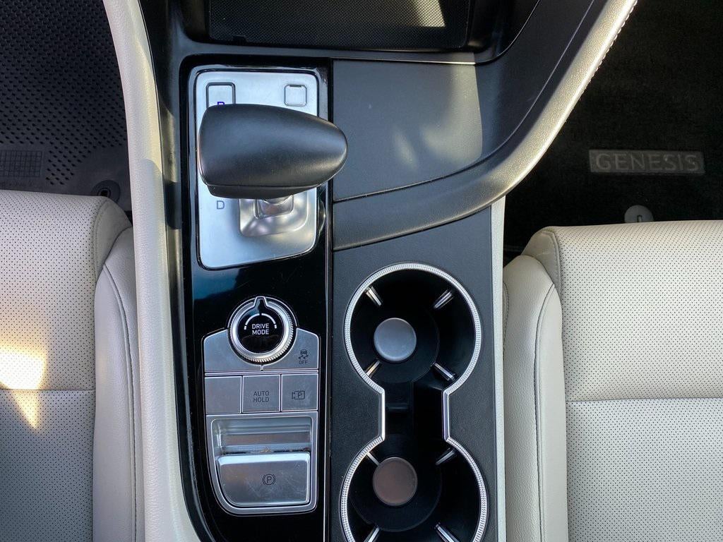 2023 Genesis G70 2.0T RWD