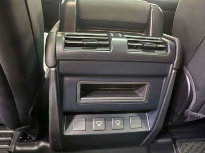 2025 Land Rover Defender 110 S