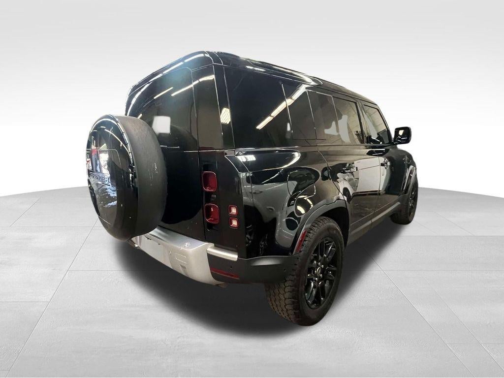 2025 Land Rover Defender 110 S