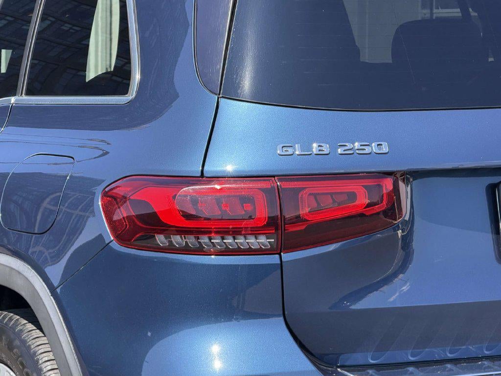 2021 Mercedes-Benz GLB 250 4MATIC®
