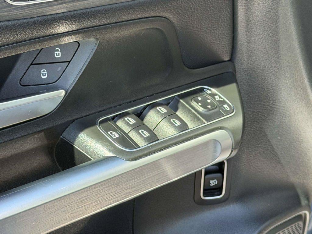 2021 Mercedes-Benz GLB 250 4MATIC®