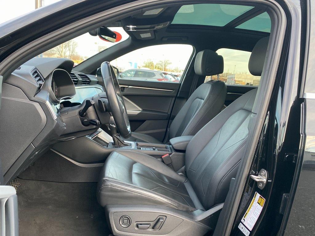 2024 Audi Q3 Premium 45 TFSI S line quattro Tiptronic