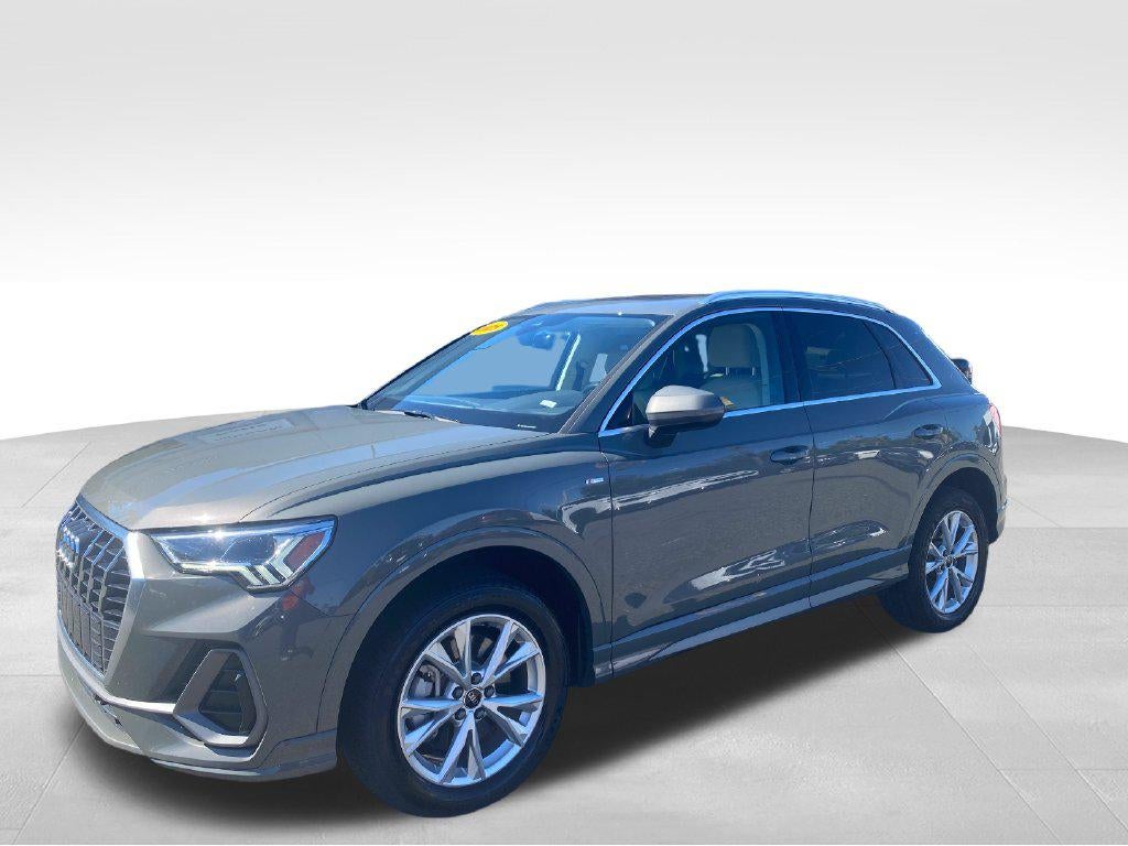 2025 Audi Q3 Premium 45 TFSI S line quattro Tiptronic