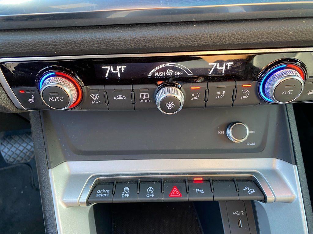 2025 Audi Q3 Premium 45 TFSI S line quattro Tiptronic