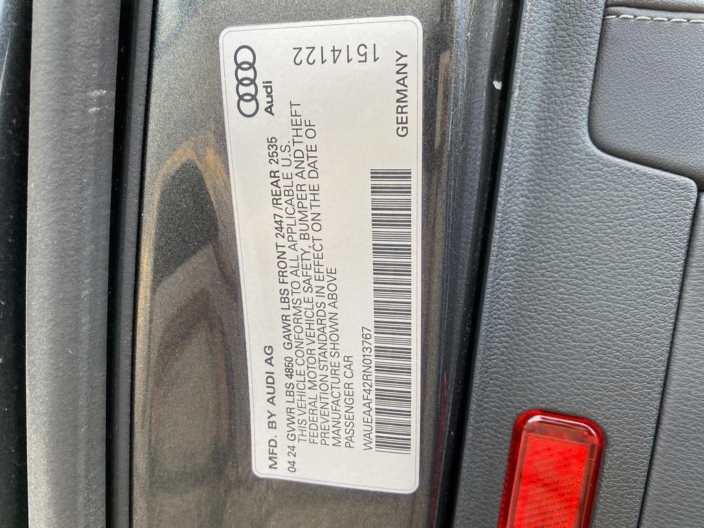 2024 Audi A4 Premium Plus 45 TFSI S line quattro S tronic