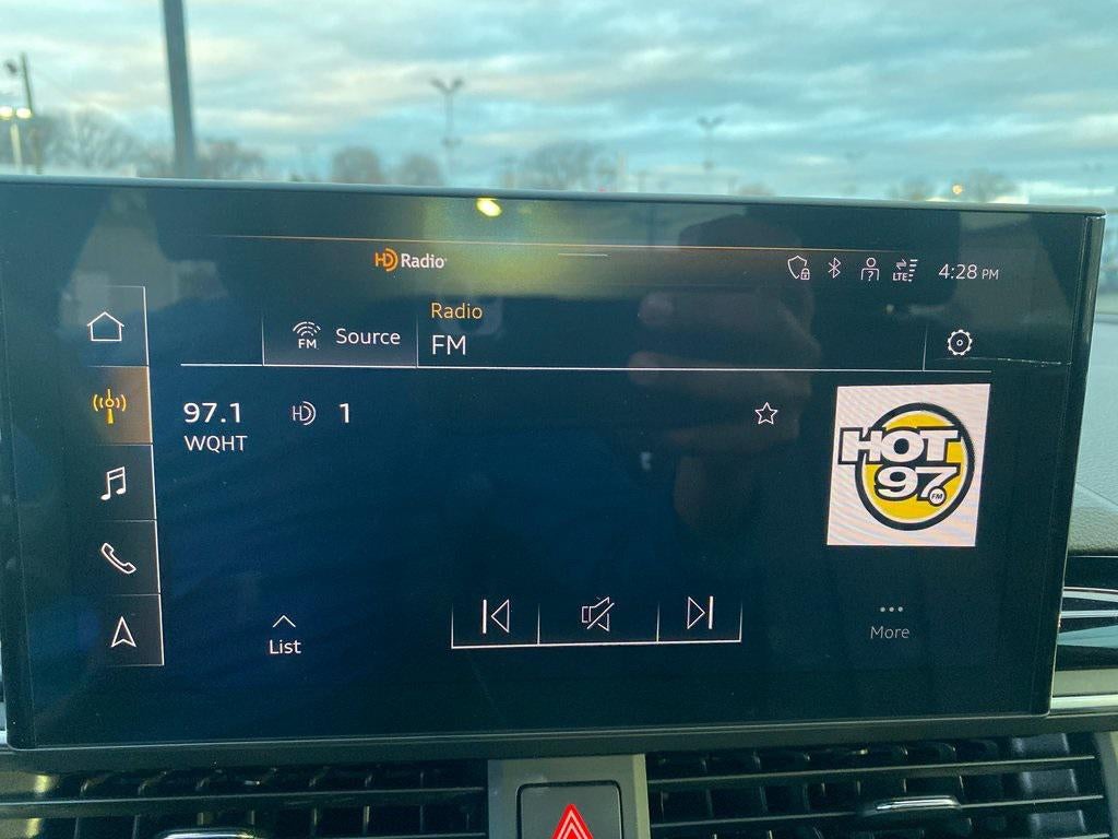 2024 Audi A4 Premium Plus 45 TFSI S line quattro S tronic