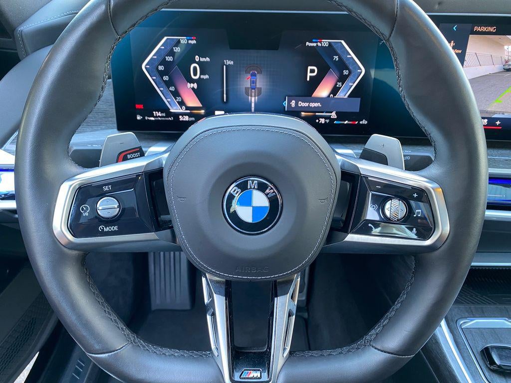2025 BMW 740i xDrive