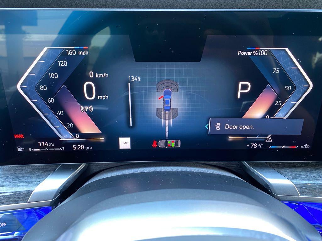 2025 BMW 740i xDrive