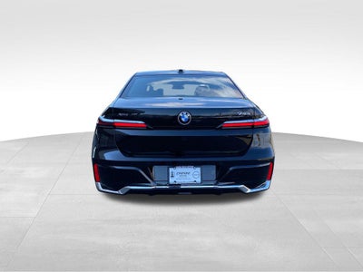 2025 BMW 740i xDrive
