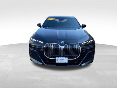 2025 BMW 740i xDrive
