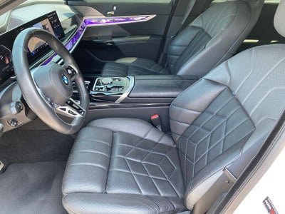 2025 BMW 740i xDrive