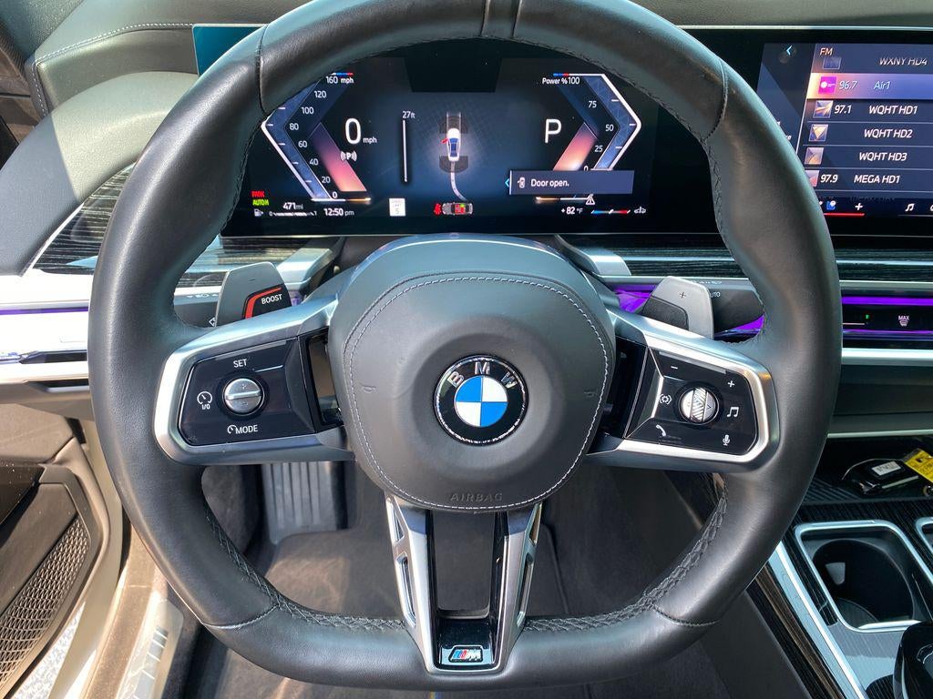 2025 BMW 740i xDrive