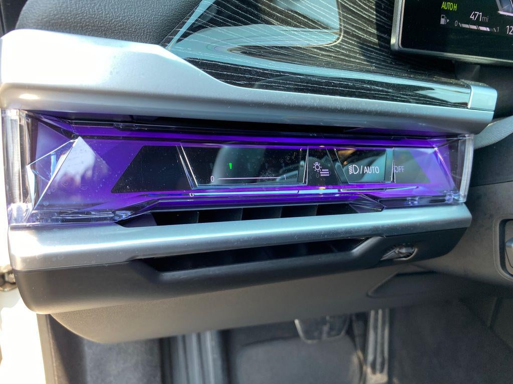 2025 BMW 740i xDrive