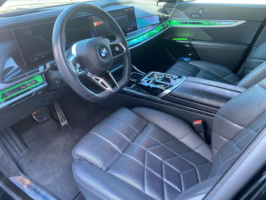 2025 BMW 740i xDrive