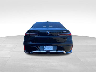 2025 BMW 740i xDrive