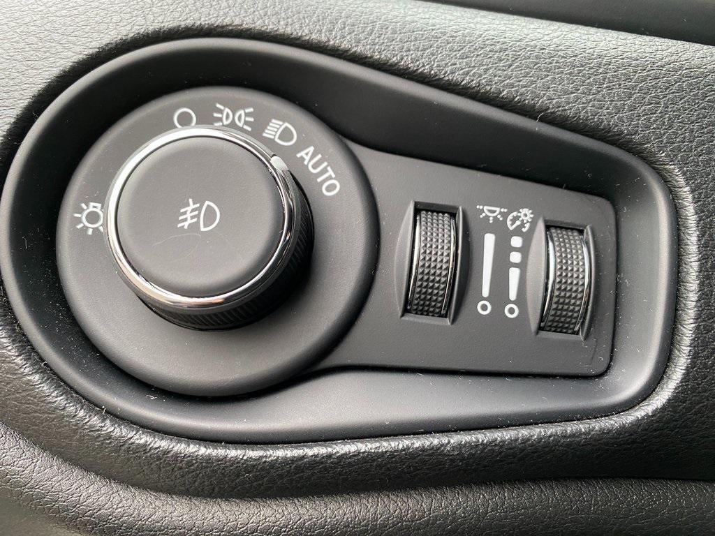 2023 Jeep Renegade Trailhawk 4x4